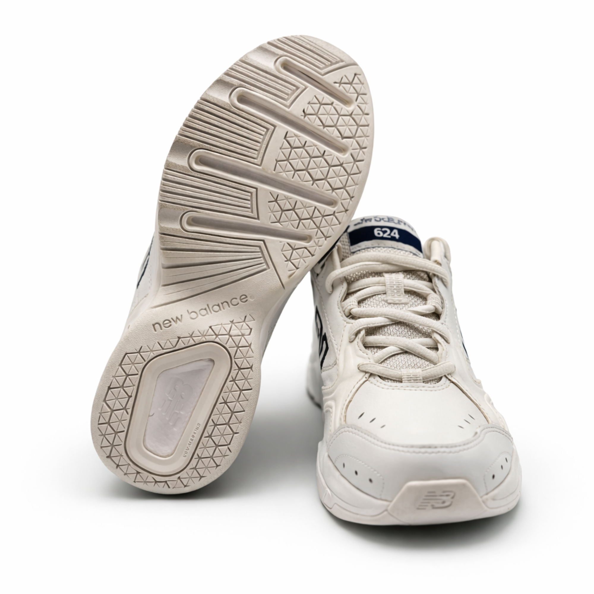 New Balance 624