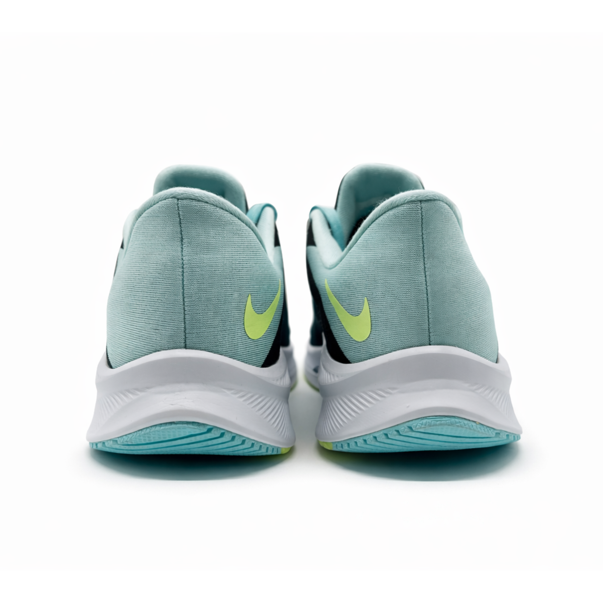 Nike Quest 3 | Premium+ | EUR 42