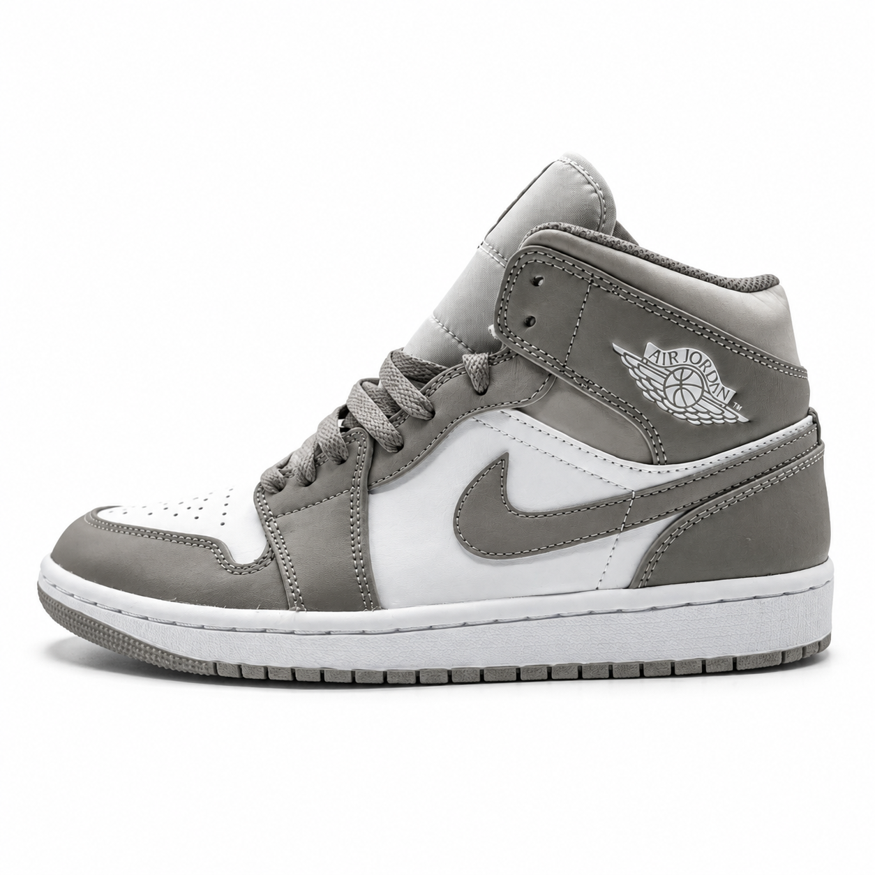 Air Jordan 1 Mids | EUR 41 | leftover