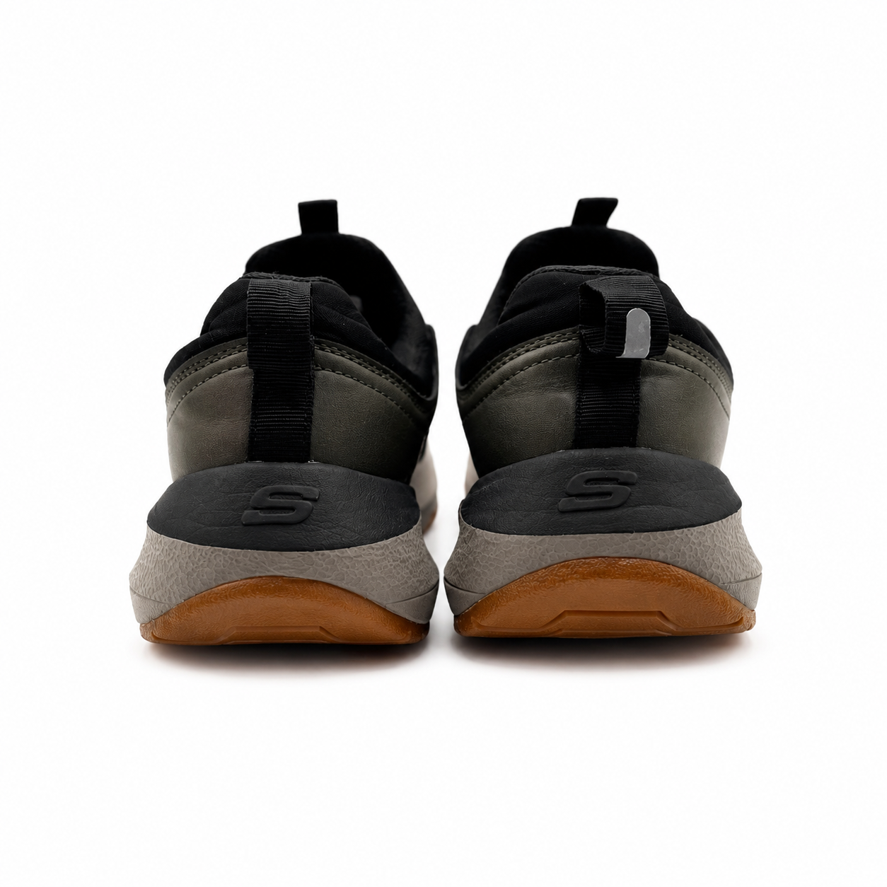 Neville Calhan|EUR|41|premium+