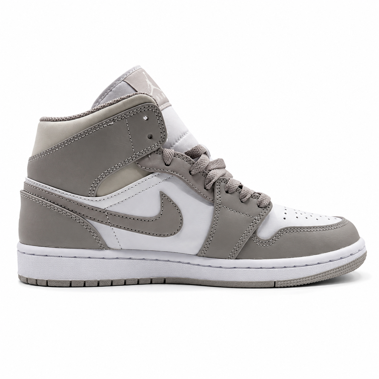 Air Jordan 1 Mids | EUR 41 | leftover